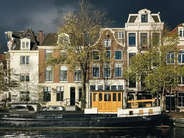 amsterdam floating homes