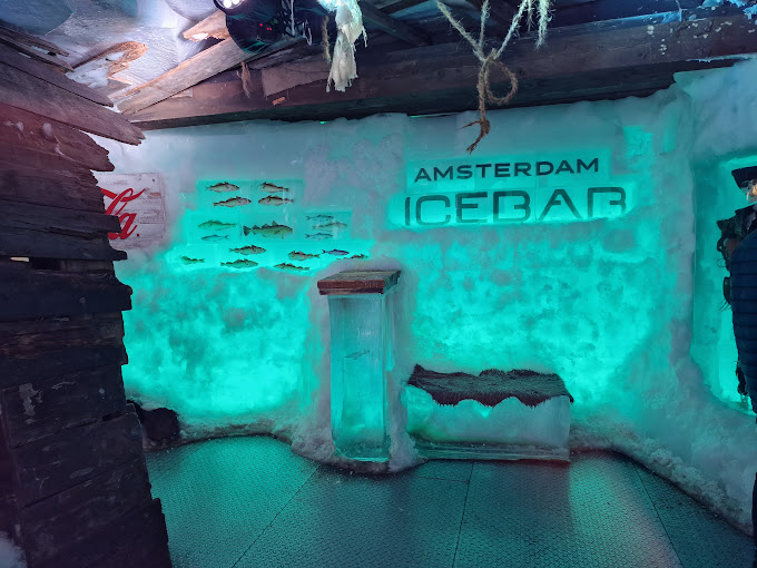 xtracold ice bar in amsterdam