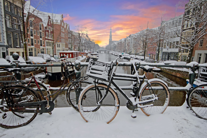 snowfall in amsterdam